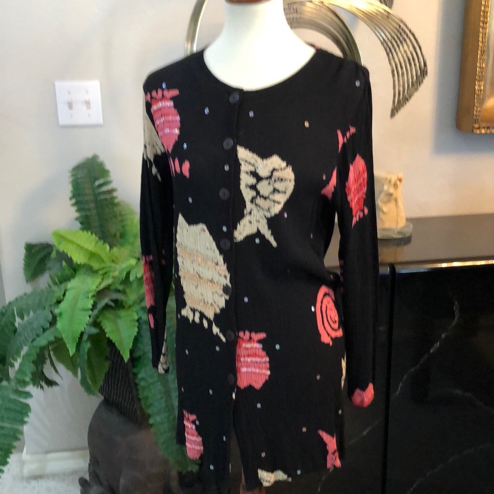 SZ M KEY LIME TOP VERY UNUSUAL BLACK